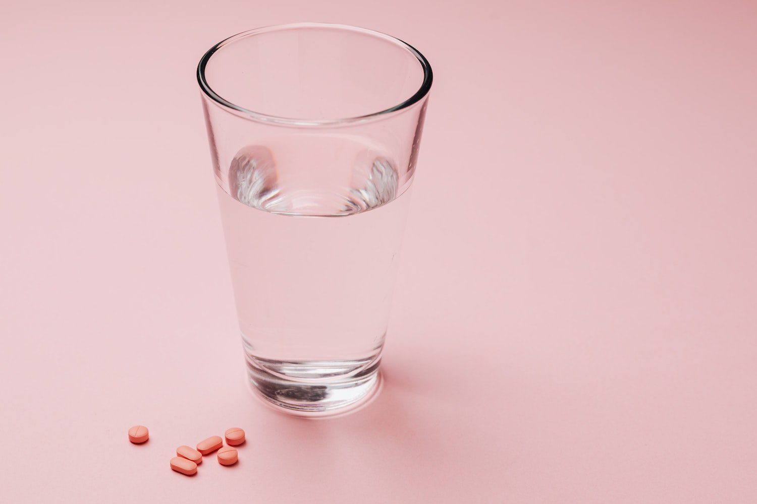 pill-water-stock
